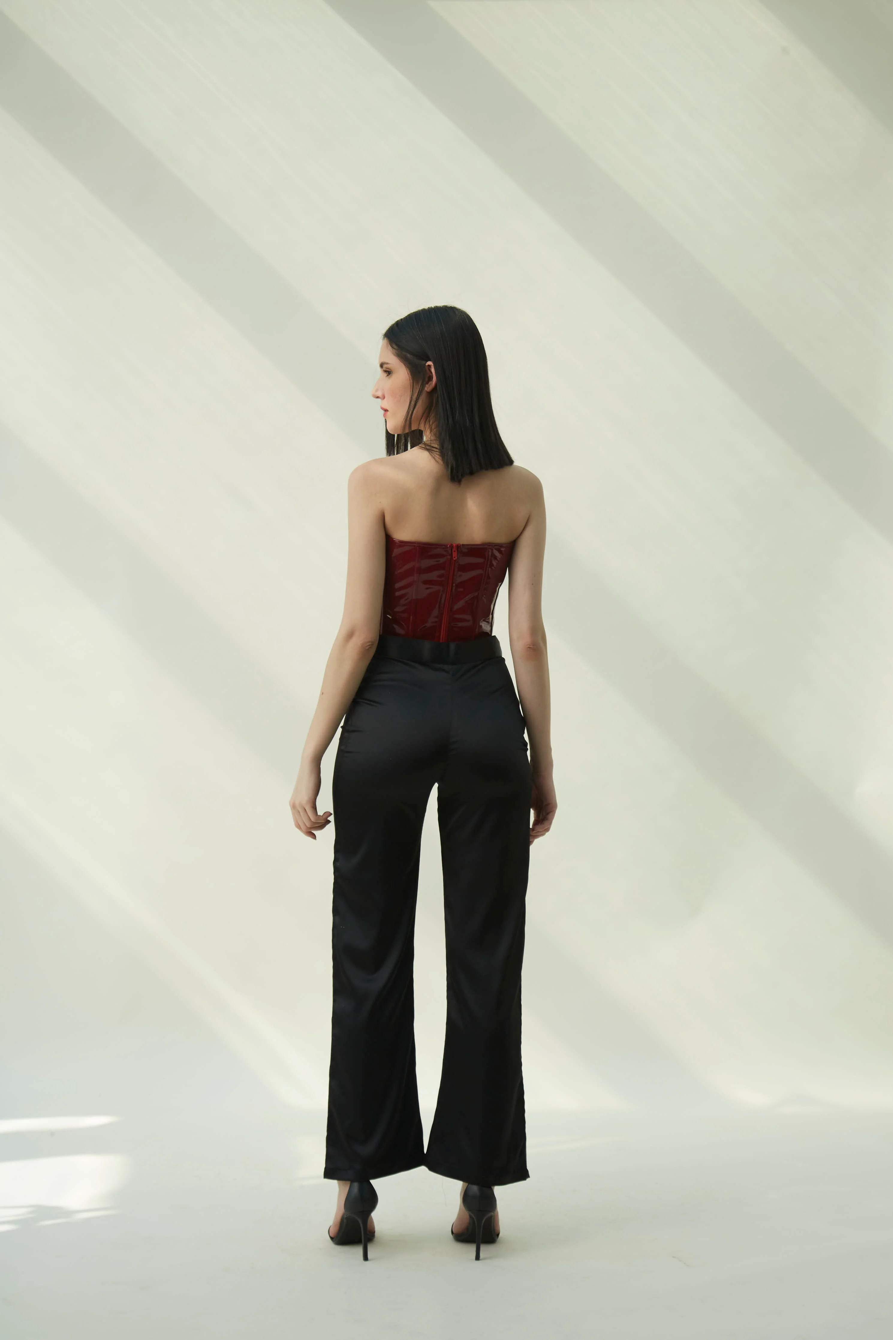 Carla - Red - Image 5